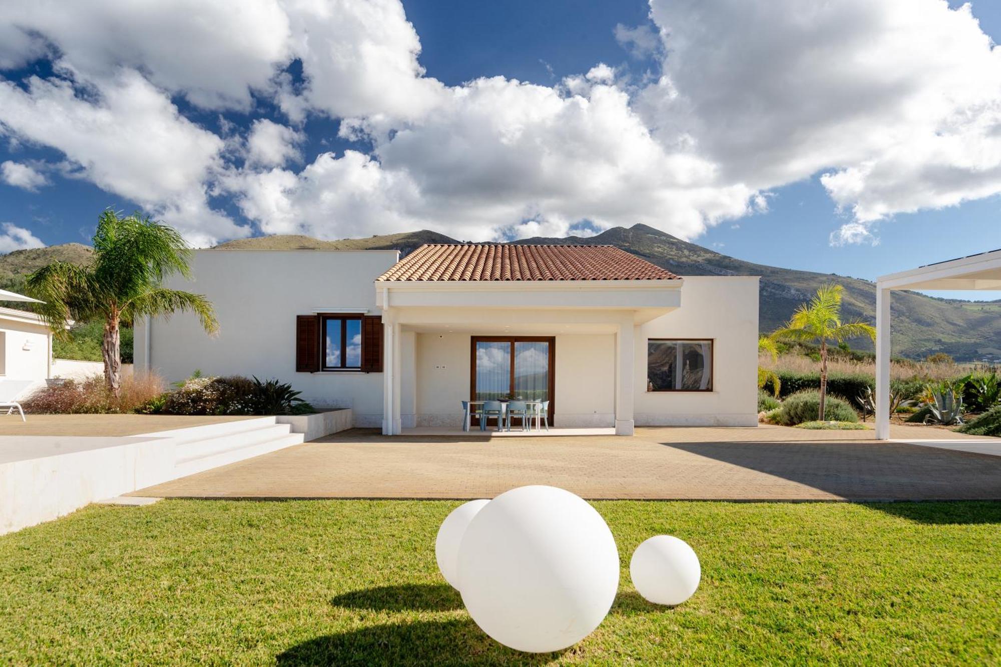 Villa Etesiae Castellammare del Golfo Exteriör bild