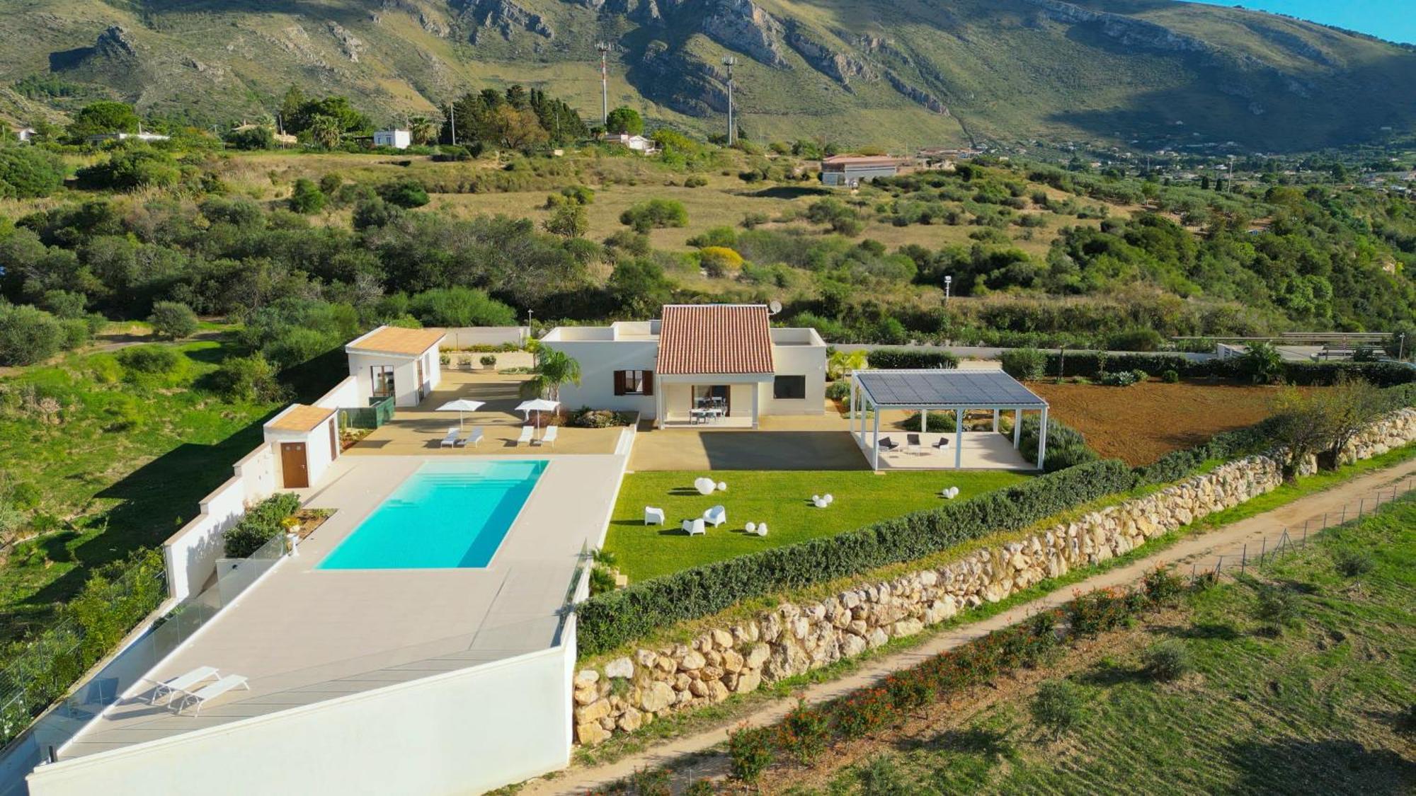 Villa Etesiae Castellammare del Golfo Exteriör bild